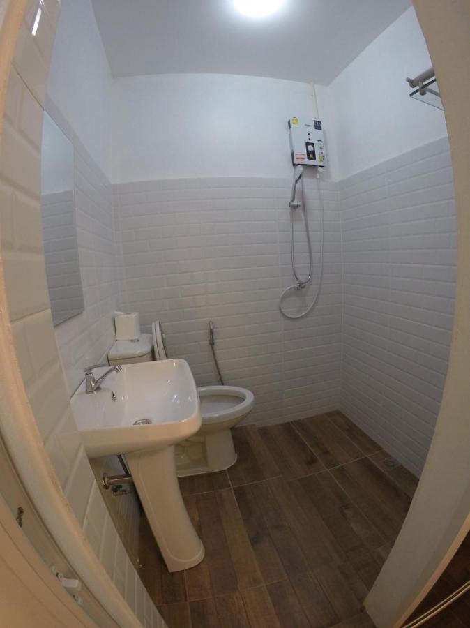 24 Poshtel Chiangmai Vandrehjem Chiang Mai Eksteriør billede