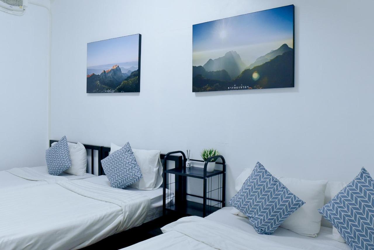 24 Poshtel Chiangmai Vandrehjem Chiang Mai Eksteriør billede